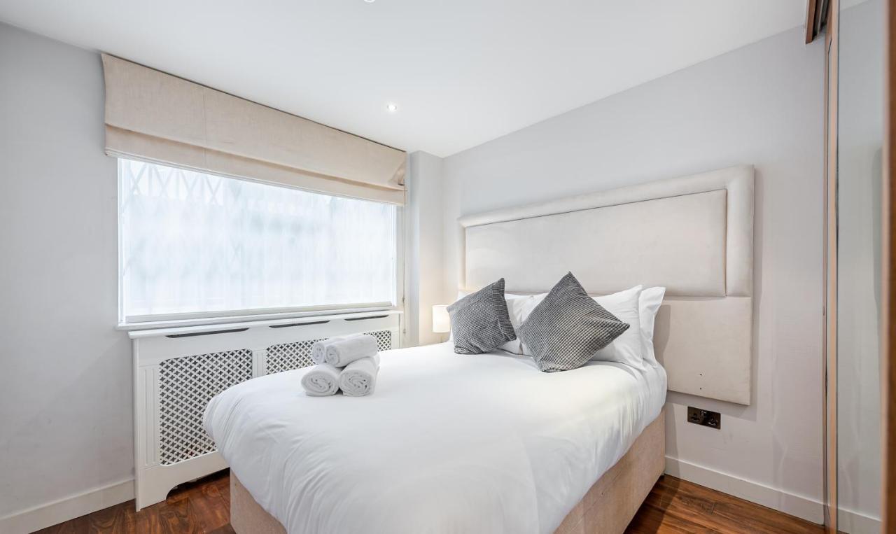 Stylish 2Bd Flat Opposite Harrods London Prime Location Διαμέρισμα Εξωτερικό φωτογραφία
