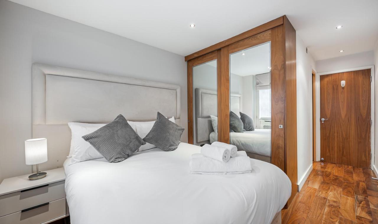Stylish 2Bd Flat Opposite Harrods London Prime Location Διαμέρισμα Εξωτερικό φωτογραφία